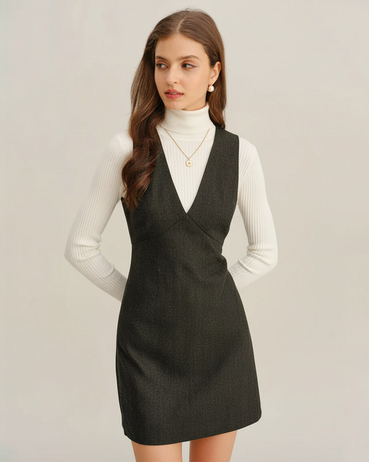 Dark Green V Neck Sleeveless Mini Dress